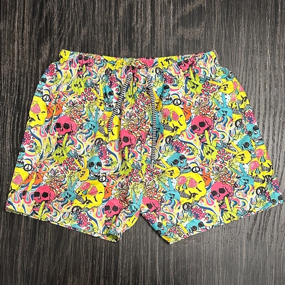 Men’s Boardies Skull Grillz Swim Trunks, Size Medium